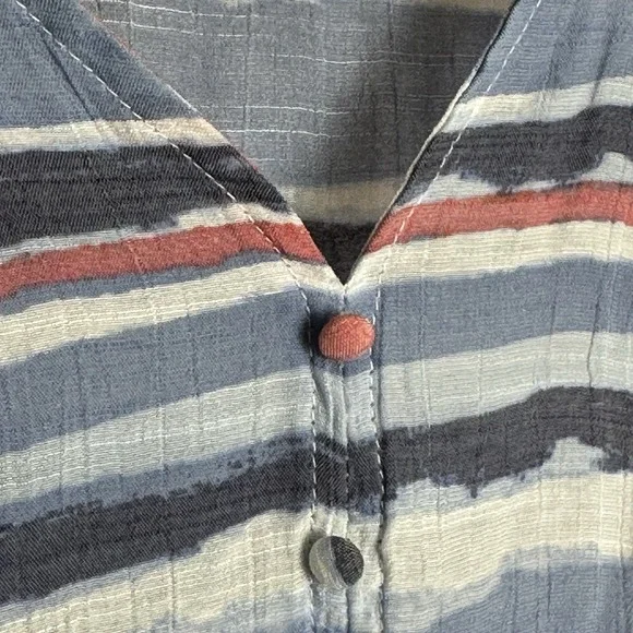 Zac & Rachel Womens Medium Top 3/4 Sleeve V-Neck Red/Blue Striped Pullover Light - Picture 5 of 6